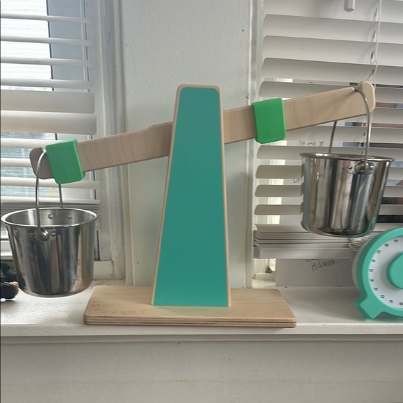 Educational wooden toy Scales. А376 - KomarovToys Wooden Balance Scale Toy - Green